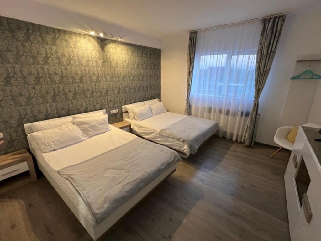 1-Beadroom Apartment With Free Parking Turda Zewnętrze zdjęcie